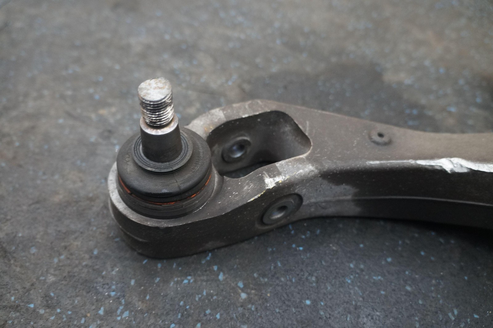 Front Suspension Left Lower Control Arm 11B0067CP OEM McLaren MP4-12C 650S