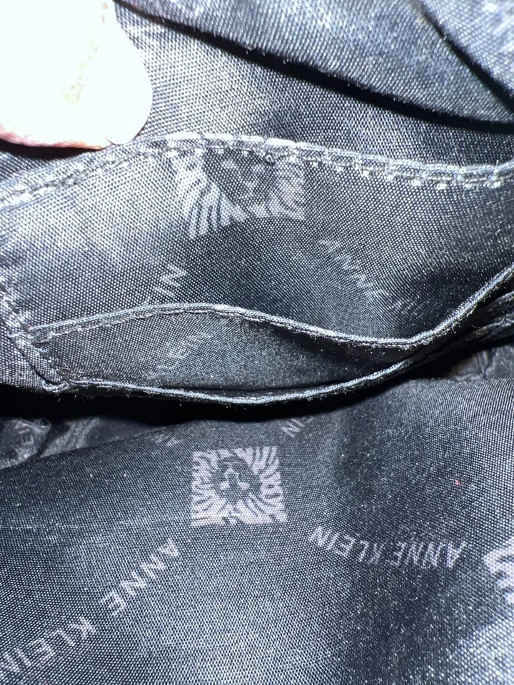 Bandolera Ann Klein con cadena dorada patrón pitón imitación cuero talla mini Foto 4 de 4