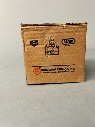 Bridge Port 262-DC 15 Pieces Size 1'' 324B Compression Type EMT Coupling - Picture 3 of 3