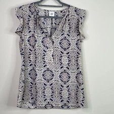 CAbi Damask Flutter Short Sleeve Blouse Women's Size Small #3074