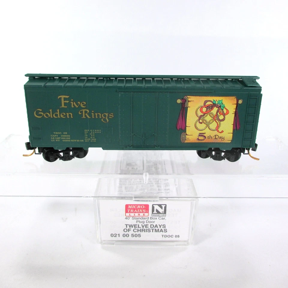 N Scale **FIVE GOLDEN RINGS** 12 Days Christmas Box Car -  Micro Trains 02100505 - Image 2 of 4