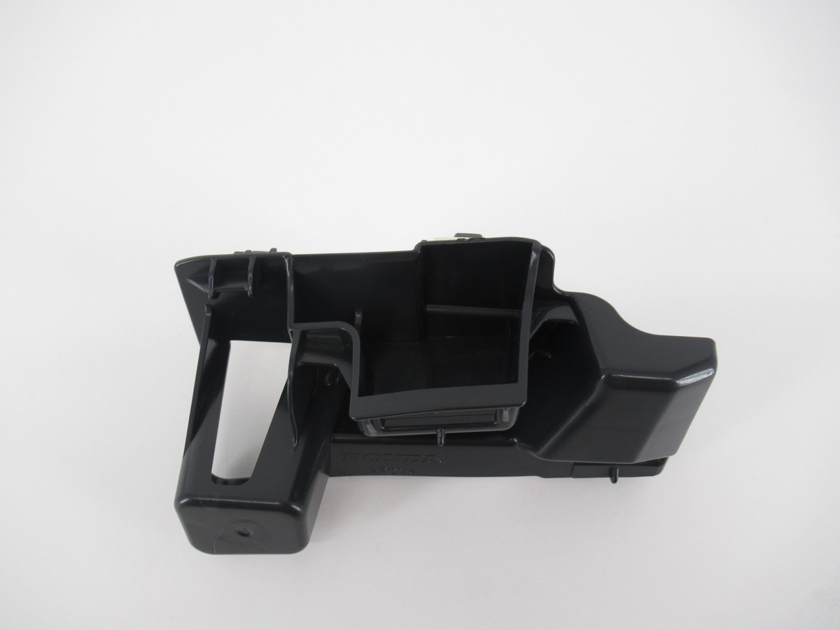 Genuine OEM Honda 74166-TLA-A02 Driver LH Front Wheel Arch Bracket