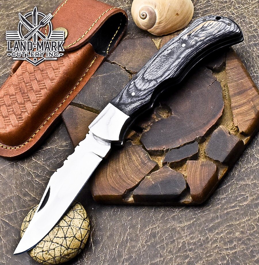 D2 Steel Hunting Folding Knife with Hardwood Handle