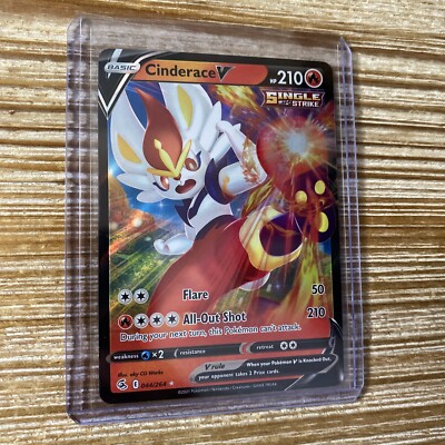 Cinderace V 044/264 Ultra Rare Fusion Strike 2021 Pokemon Card NM