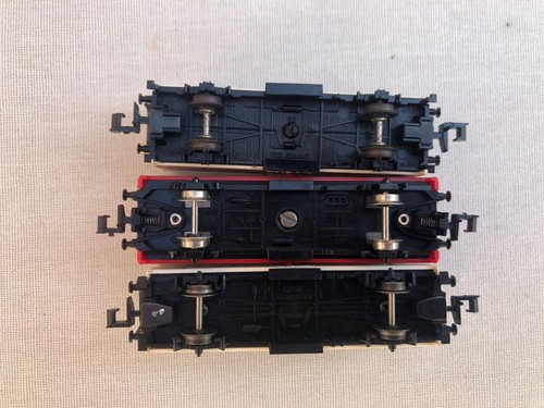 3 x Fleischmann 2467R Lima 471 & Minitrix 3257 N Gauge Beer Vans GC Boxed - 第 8/12 張圖片