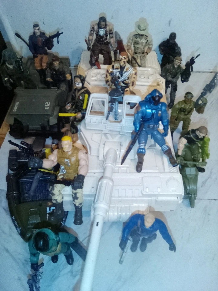 Lote de figuras Action Force y vehículos Foto 2 de 2