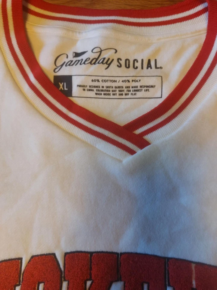 Patch bordado feminino Ohio State gola redonda - Imagem 2 de 2