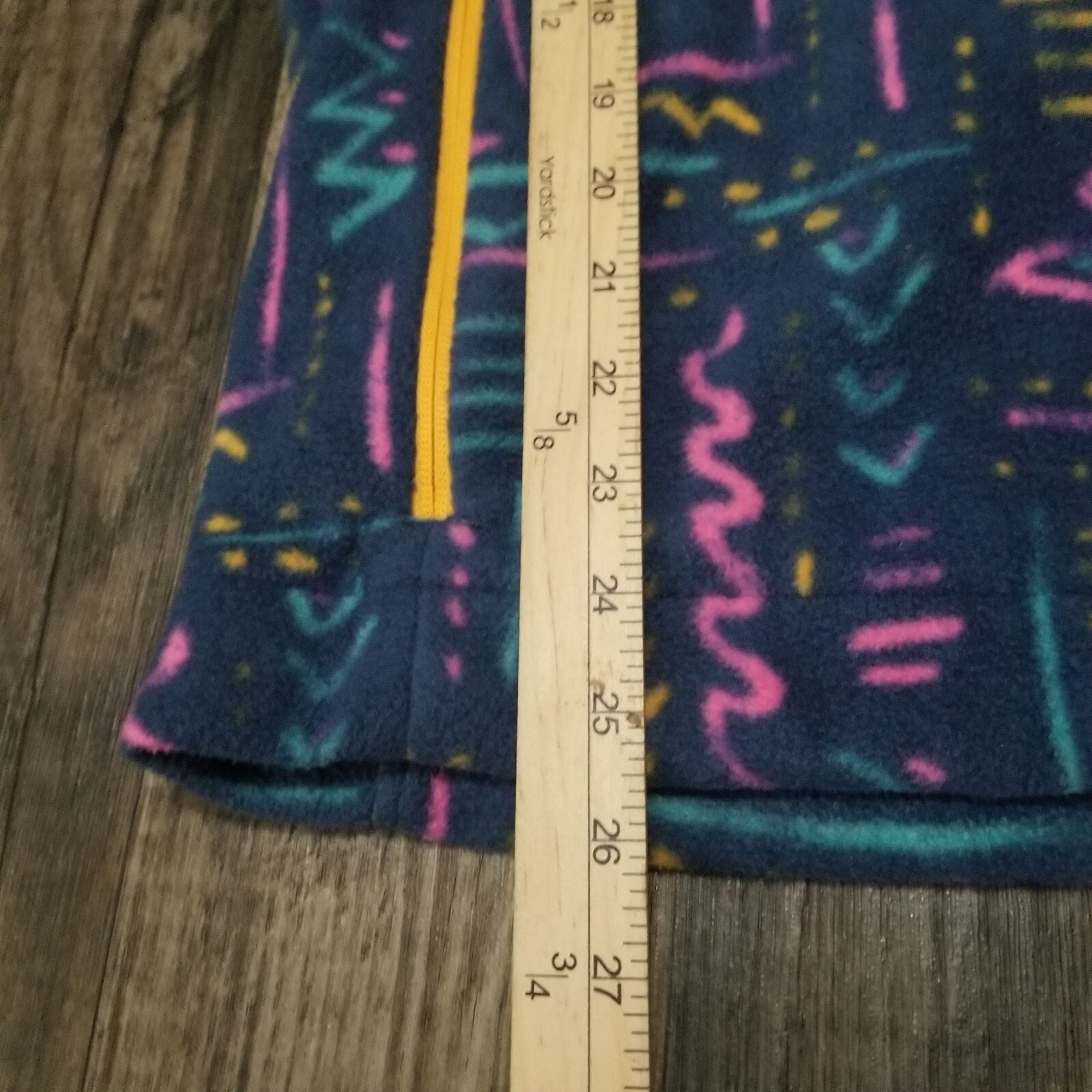 Chubbies Jacket Size Medium Blue Multicolor Patte… - image 3