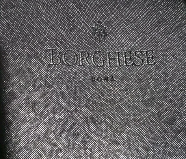 Bolso de Mano Borghese Roma Negro con Forro y Asa Dorados - Nuevo con Etiquetas  Foto 2 de 4