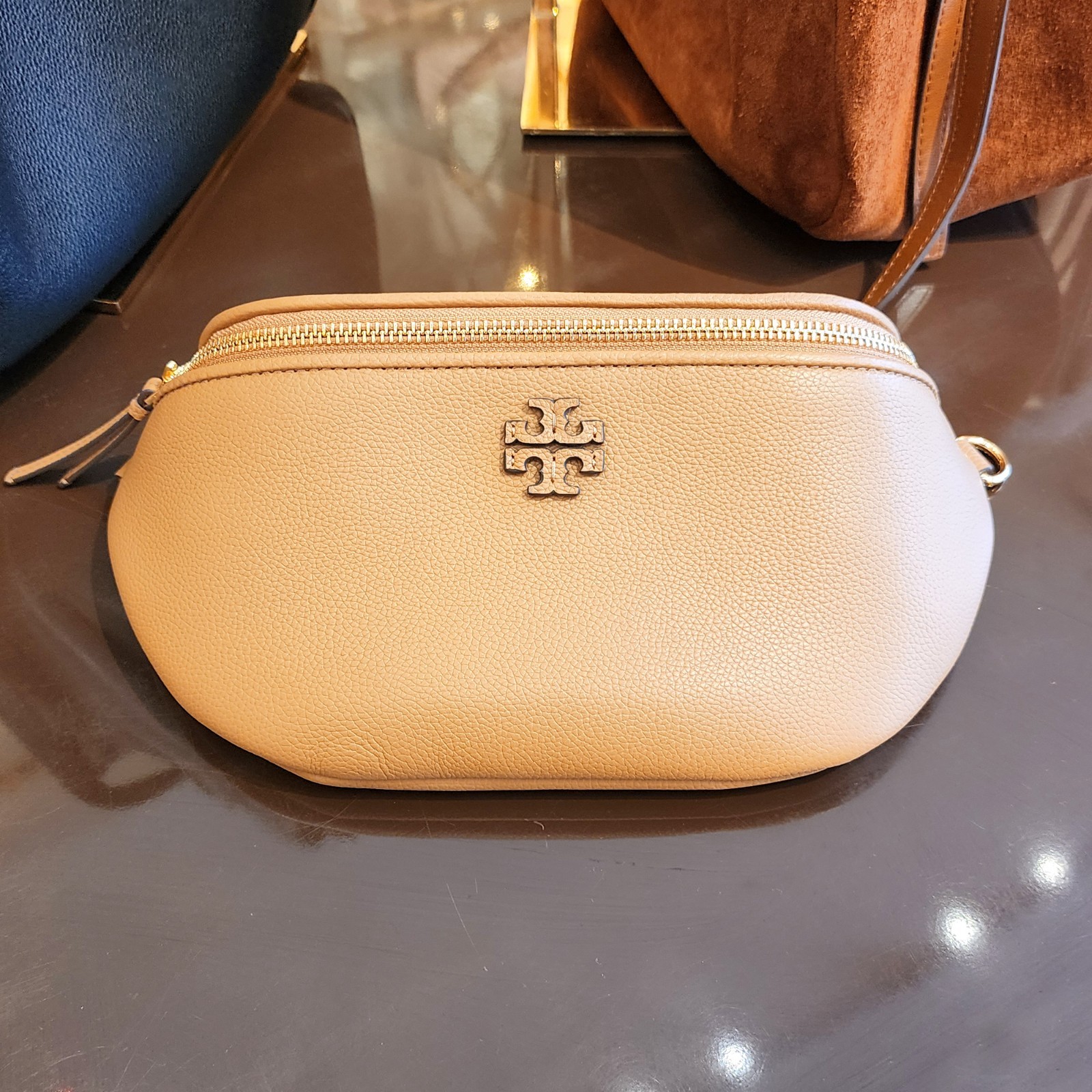 Latest New Tory Burch Thea Tiramisu Tan Pebbled Leather Belt Bag 165917
