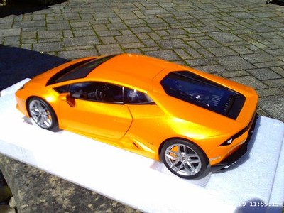 AUTOart 12098 Lamborghini Huracan LP 610-4 arancio borealis/pearl orange 1:12