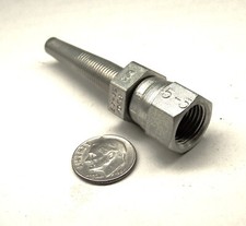 PARKER 0630-5-4 NEW HOSE ADAPTER 5/16" F JIC 37 SWIVEL X 1/4" ID HOSE FIELD ATT
