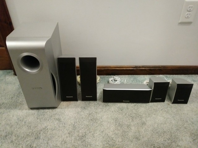 panasonic home theater 5.1 speakers & subwoofer pt660