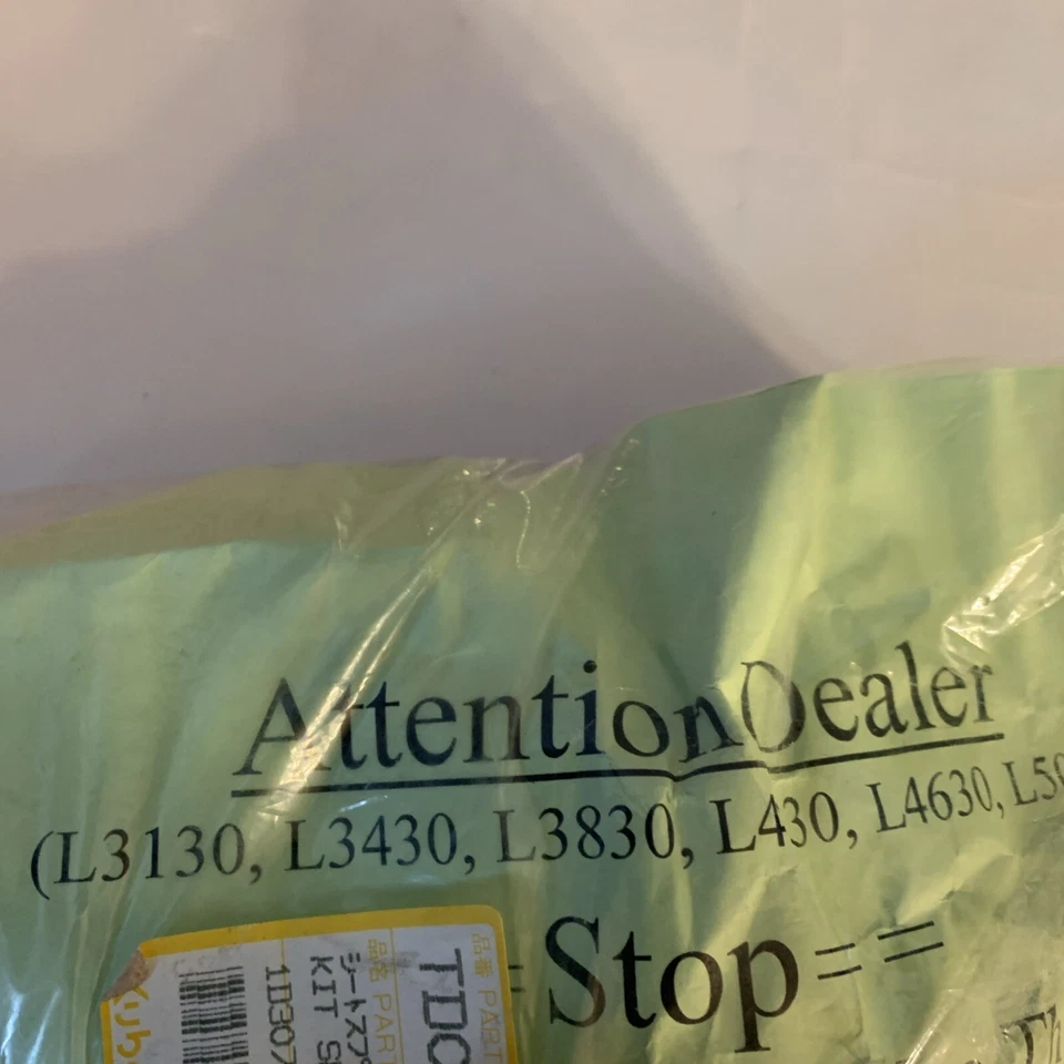 KUBOTA KIT SPRING SEAT (PART#: TD060-99750) Fits L5030 L4630 L4330 L3830 L3430 - Изображение 3 из 4