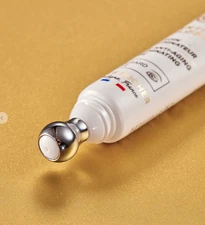 YVES ROCHER ANTI-AGE GLOBAL THE ILLUMINATING EYE CREAM 15 ml. NEW!