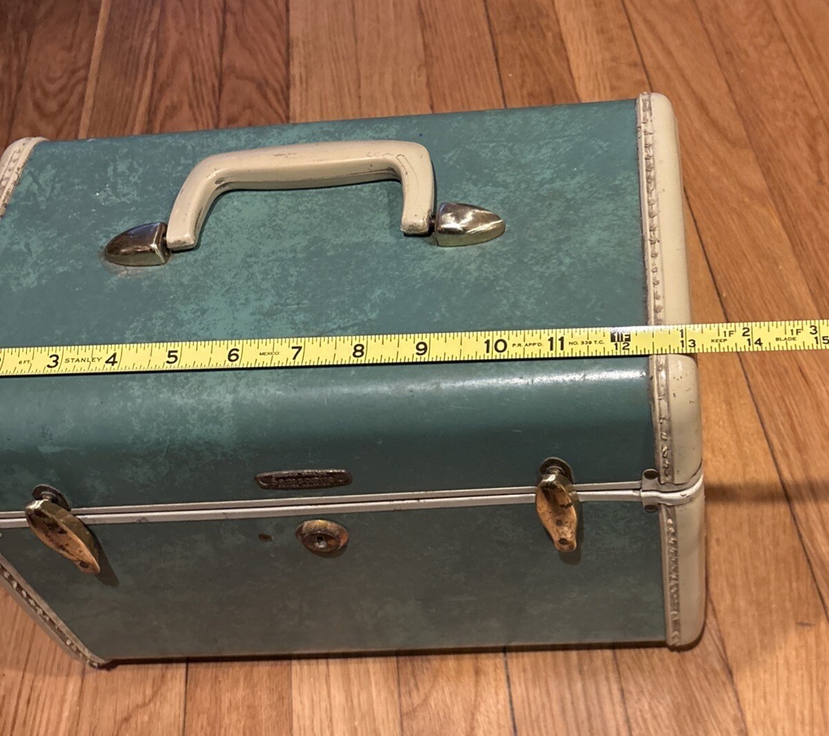 Vintage Samsonite Shwayder Bros # 5112 Marbled Jade Green Train