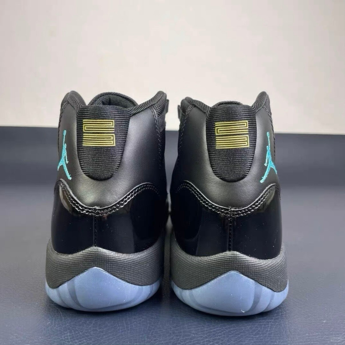 Jordan Air Jordan 11 Retro "GAMMA" Blue High Top Men's Basketball Shoes