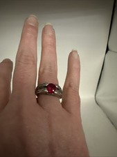 Beautiful Vintage Sterling Silver Ring With Ruby Red Stone Sz 7