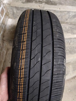 Goodyear EfficientGrip Performance 2 XL 195/60 R18 96H