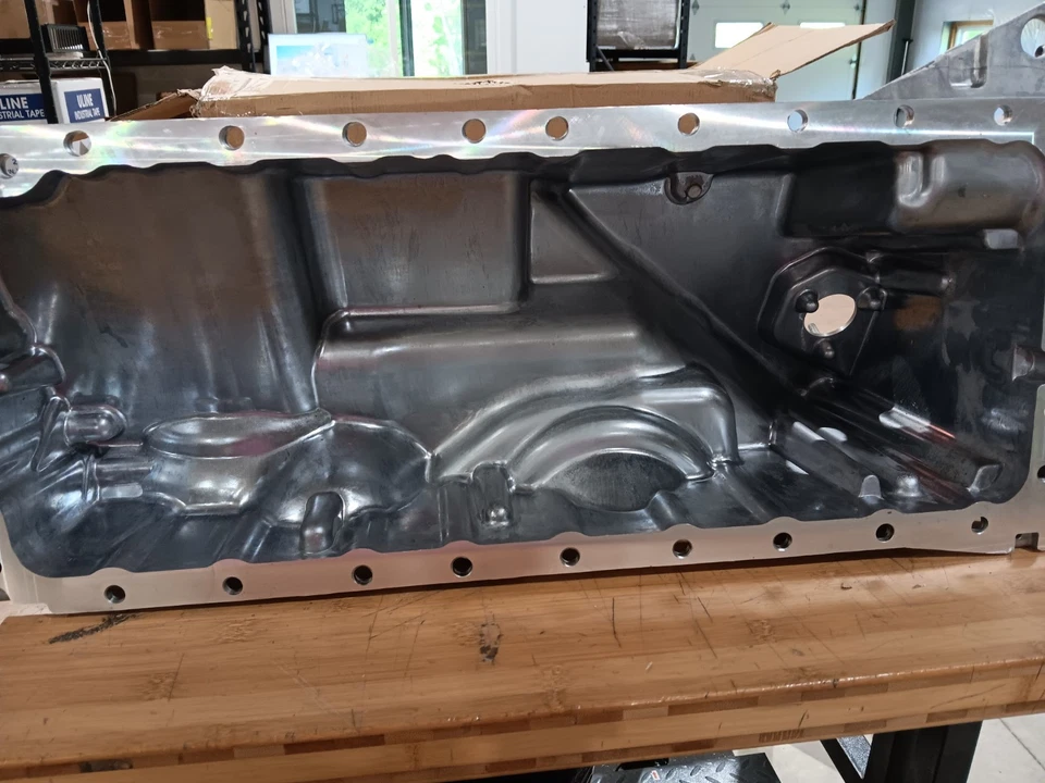 Engine Oil Pan 11137556663 OEM 11-15 BMW F01 F10 535i 740i 740Li - Imagem 3 de 4