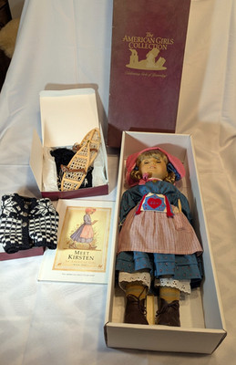 Original Retired Pleasant Company American Girl Kirsten Larson Doll & Acc/ Stand