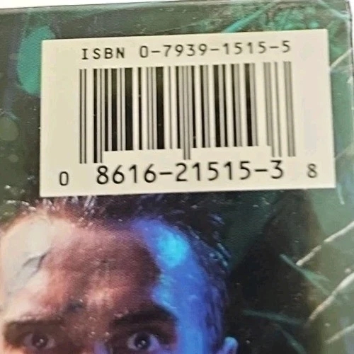 Predator VHS SEALED Watermarks Fox Arnold Schwarzenegger VTG  - Image 3 of 4