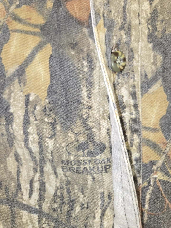 Long Sleeve Vtg Camo Shirt Mens Sz XL Chest Pockets Mossy Oak Break Up. Gorp... - Image 4 of 4
