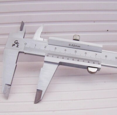 0-150mm 0.02mm Stainless Steel Vernier Caliper Measuring Tool with Storage Box