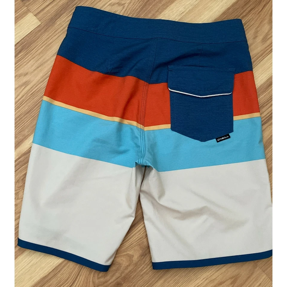 Terno de banho masculino tamanho 23 shorts verão O'NEILL - Imagem 2 de 3