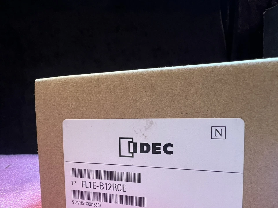 IDEC FL1E-B12RCE PLC Smart Relay 12/24VDC BASE MODULE - Image 2 of 4