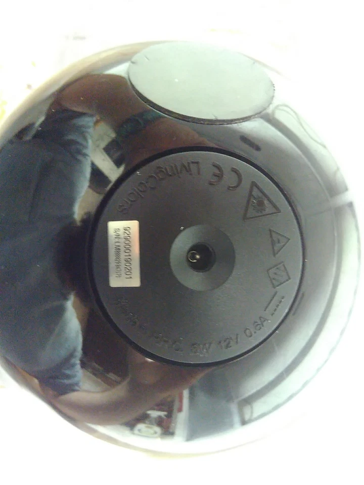 Lámpara táctil Phillips Living Colors LED que cambia de color sin fuente de alimentación Foto 4 de 4