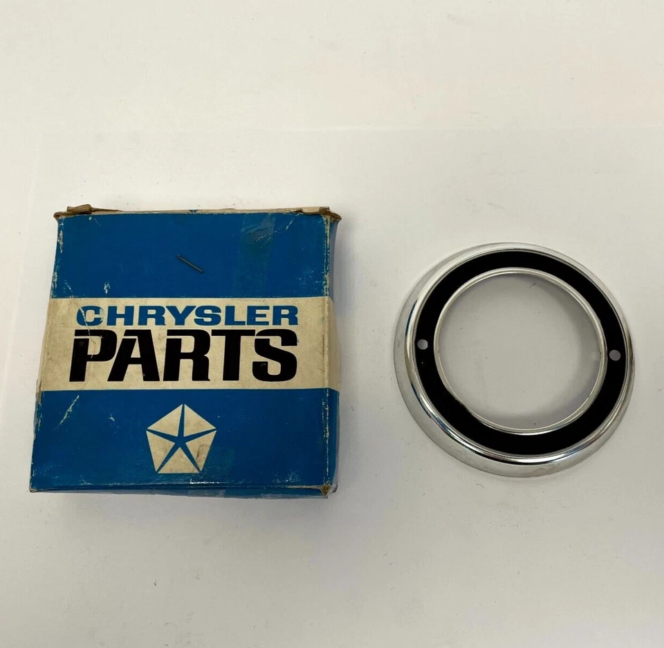 1964-1966 Plymouth Chrysler Dodge Polara Luz Lámpara Lente Bisel 2581028 Nuevo de Lote Antiguo Foto 3 de 4