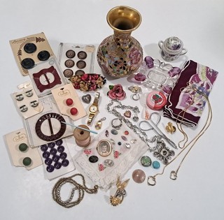 Vintage Women's Junk Drawer Lot 47 pcs Collectibles Jewelry Stones Untested