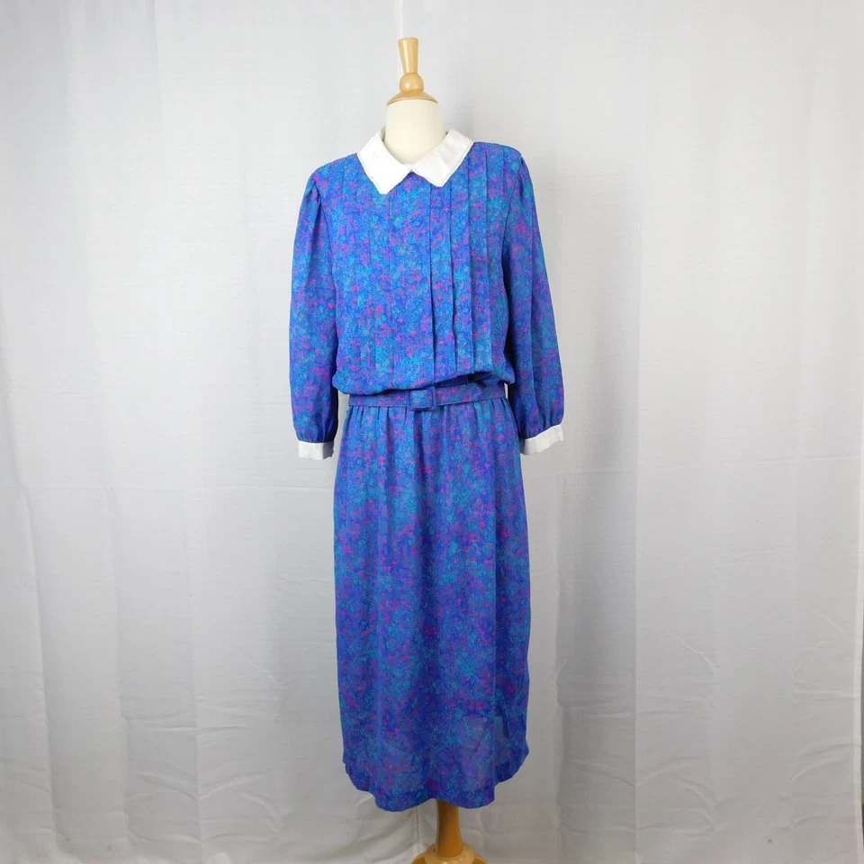 Vintage años 80 B.G.B. Vestido midi plisado con cinturón Cottagecore 12, azul floral #4841 Foto 2 de 4