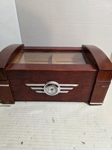 Large Vintage Humidor With Cigar Carriers Untested 