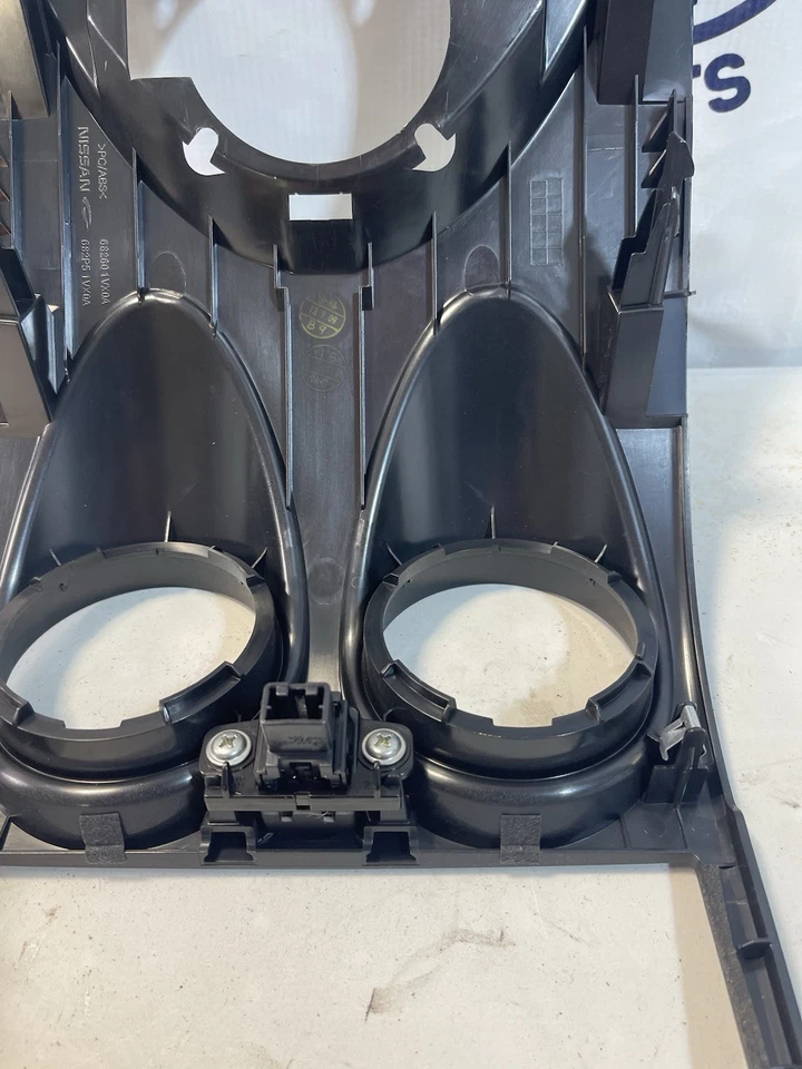 Nissan Rogue 2011-2013 negro tablero central radio ventilación bisel. 68260-1VK0A Foto 4 de 4