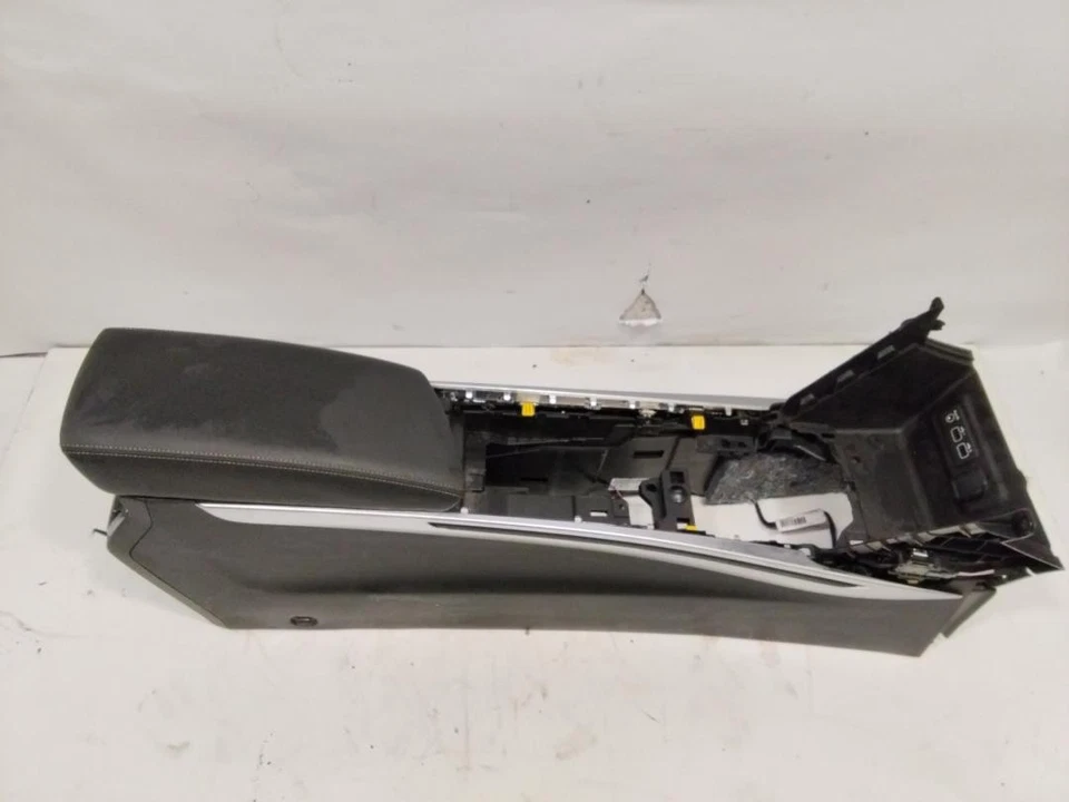 969109180R Apoyabrazos Central para RENAULT MEGANE IV BERLINA 5P Busines 1825390 - Imagen 2 de 4