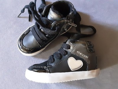 Geox Baby Mädchen Schuhe 21 Herbst Winter Knöchelschuhe gefüttert Herz Glitzer