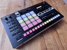 Roland Verselab MV-1 Groovebox Musikproduktio...