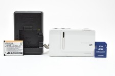 FUJIFILM FinePix Z300 10.0MP Compact Digital Camera White EXC  Japan E3077