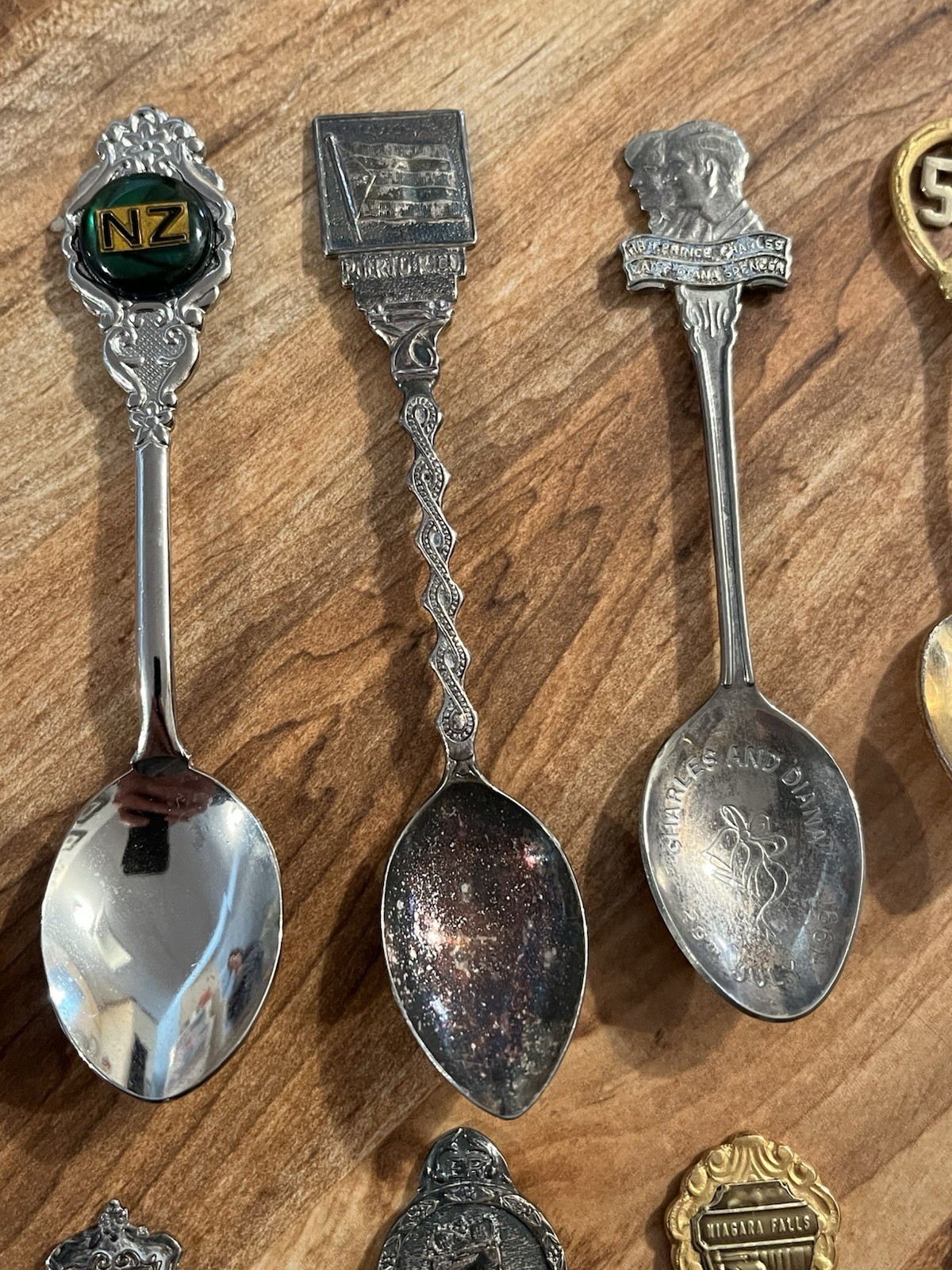 Souvenir Spoon Lot 18pc Queen Elizabeth Charles Diana Mexico Ireland Abergele