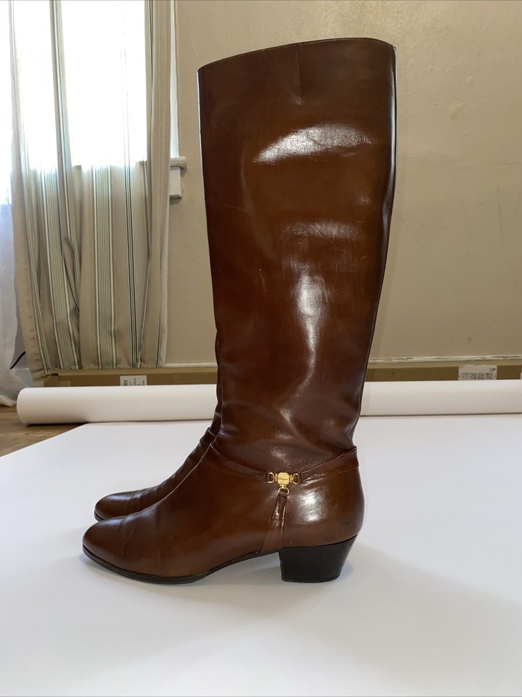 salvatore Ferragamo Womans Size 8N Equestrian riding Boots Equestrian