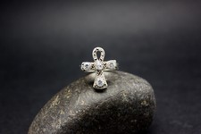 STERLING SILVER RING With CUBIC ZIRCONIA MARCASITE SIZE 6 FREE SHIPPING