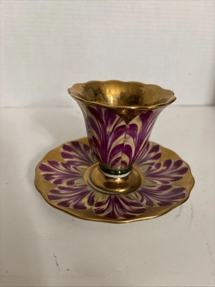 Antique Old Italian Porcelain Tulip Design Cup & Saucer Purple and Gold - Image 4 of 4