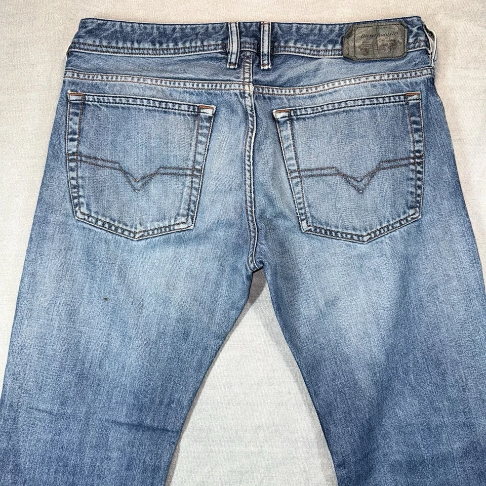 Pantalones de mezclilla Diesel Zatiny Bootcut para hombre 32x32 botones desgastados mosca Western Rodeo 0842C Foto 4 de 4