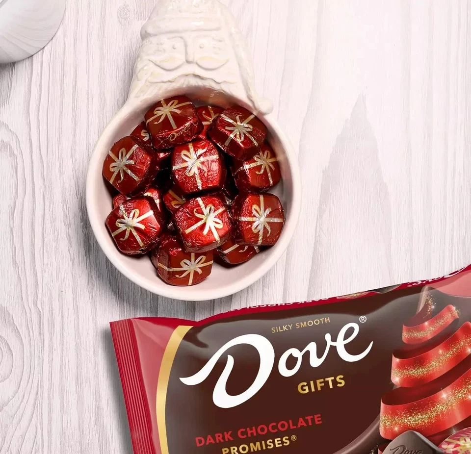 Dove Promises 5 LB Christmas Dark Chocolate Gift Wrapped Candy - Image 4 of 4