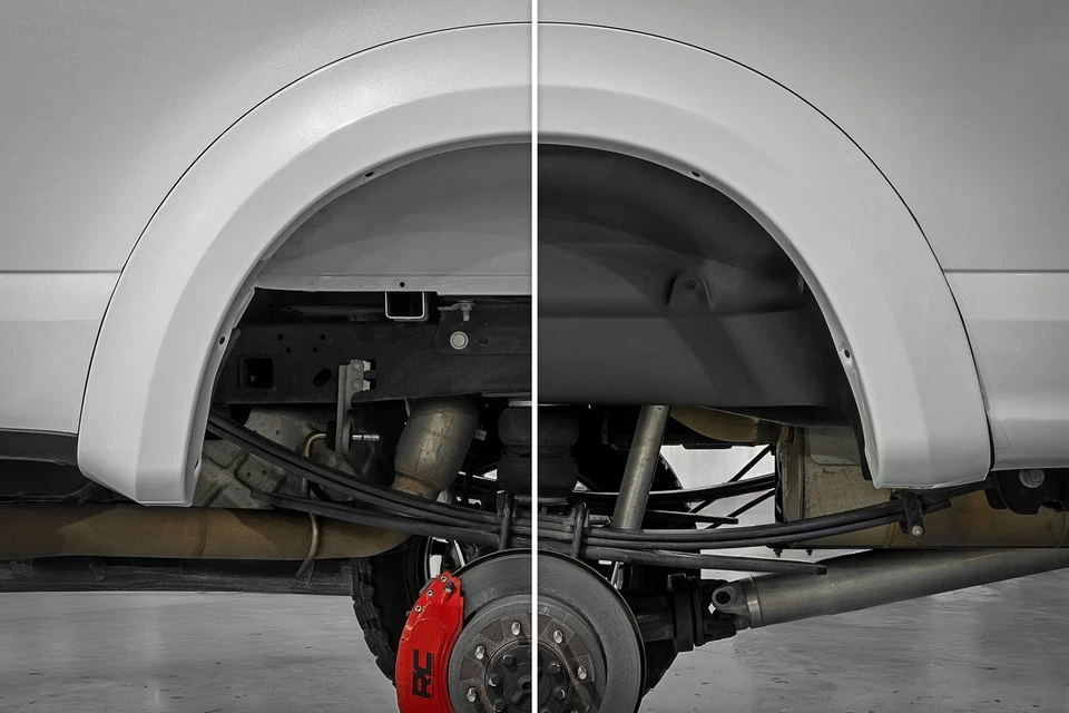 Forros de pozo de rueda trasera Rough Country para 17-25 F-250/F-350 Super Duty - 4517A Foto 2 de 4