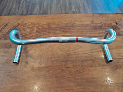Nitto Noodle 177 Heat-treated 48cm 26.0mm Clamp Bike Handlebars