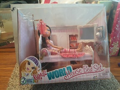RARE Vintage MGA Bratz World House Bed Set 2008 Playset Sealed New In Box