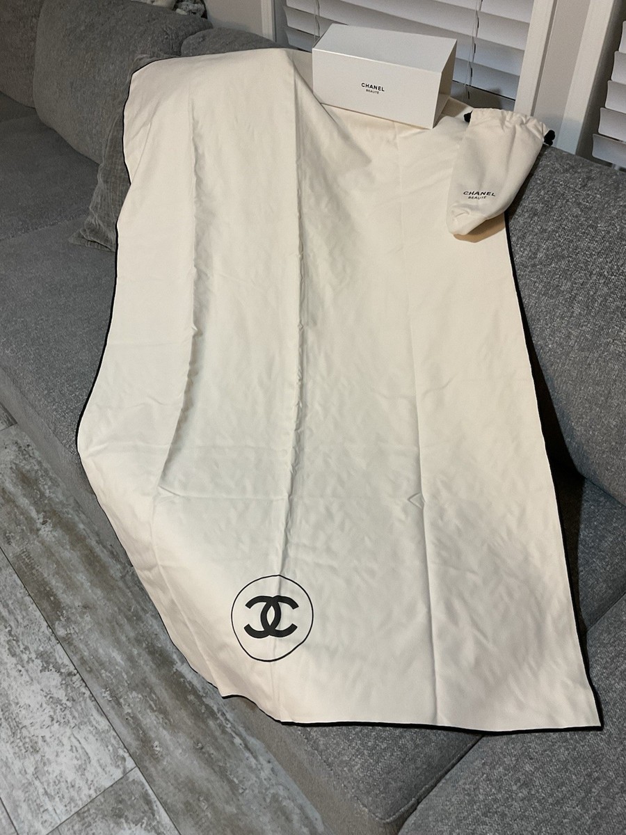 CHANEL BEAUTE ブランケット シャネル s-l1200.jpg